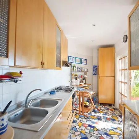 Con Discesa A Mare Apartment