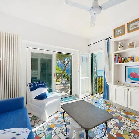 Con Discesa A Mare Apartment